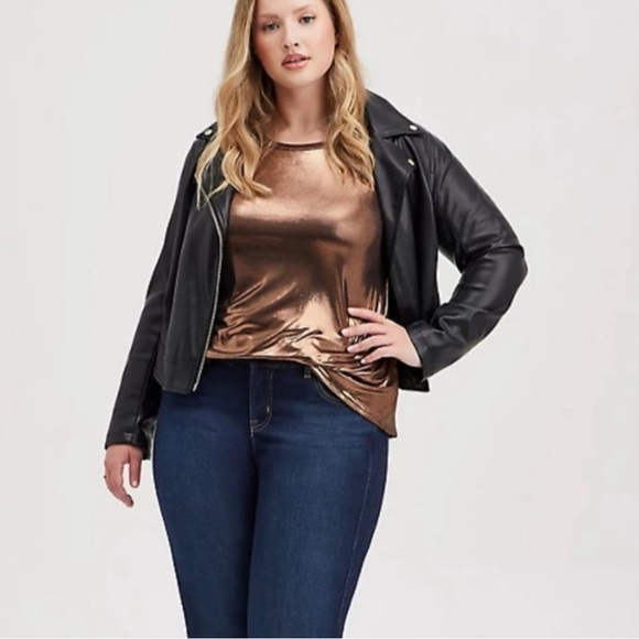 Torrid 1X liquid shine crew neck top bronze - Picture 3 of 10